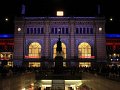 Hauptbahnhof   049